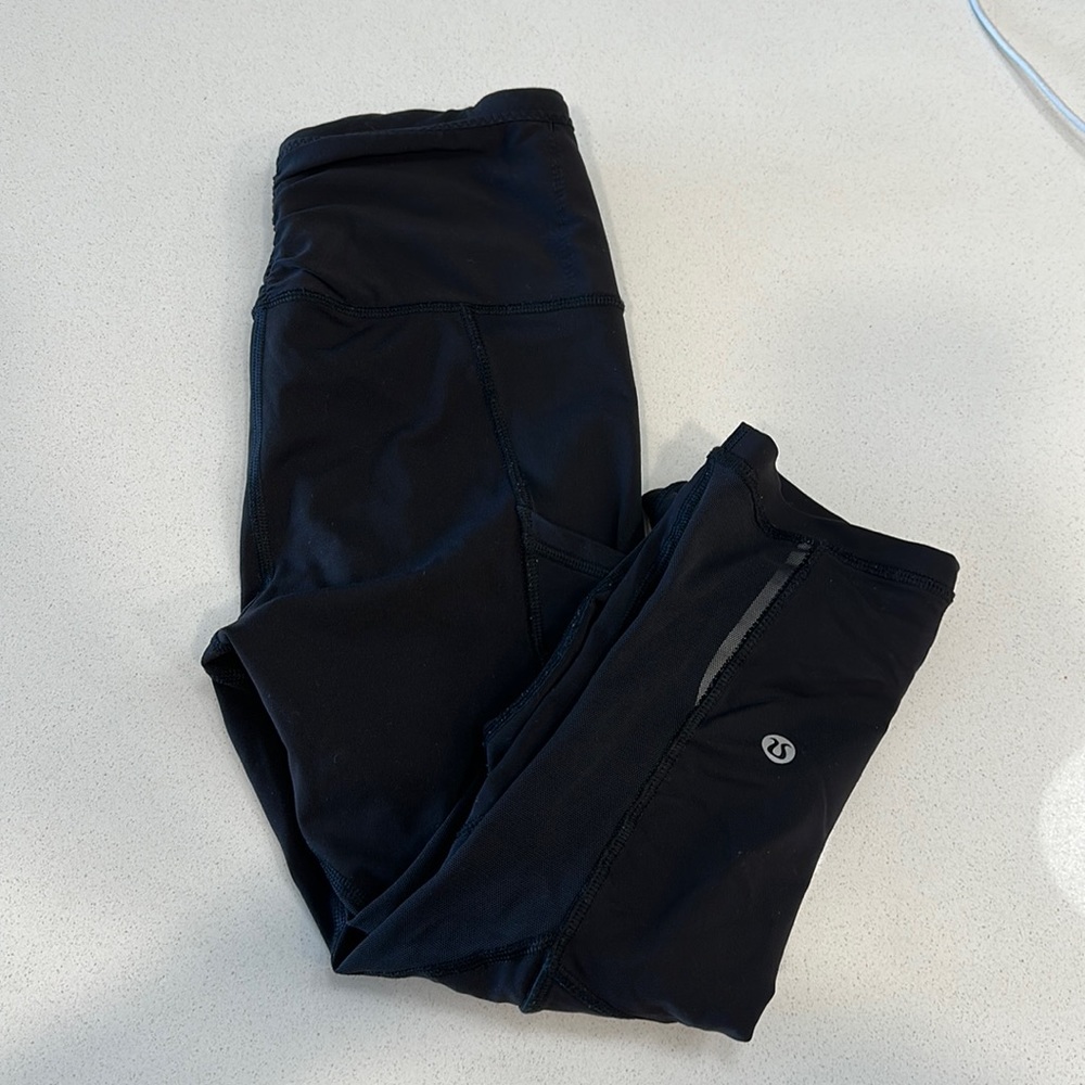 Lululemon Cropped Leggings Size 4